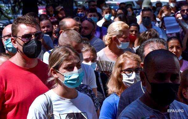 В Україні вперше за тиждень знизився приріст COVID