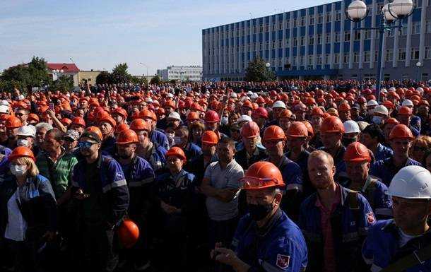У Білорусі заявили про ліквідацію "екстремістської мережі" робітників