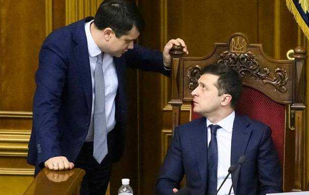 Як Разумков посварився з Зеленським через закон про олігархів.