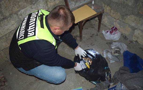 На Вінниччині 16-річну дівчину підозрюють у вбивстві матері