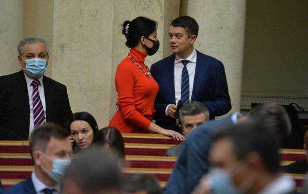 Разумков назвал депутатов своего объединения