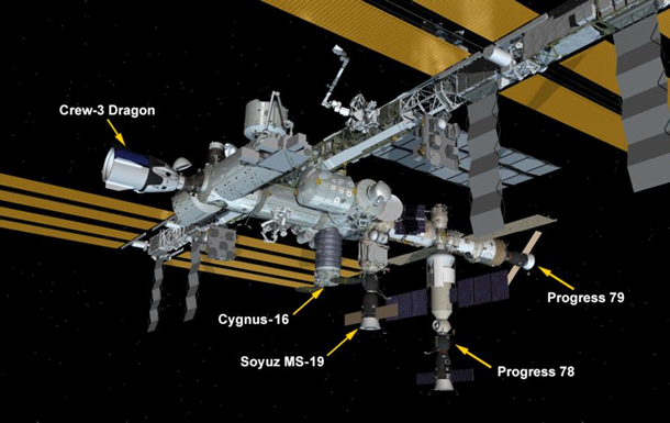 Астронавти NASA прибули на МКС