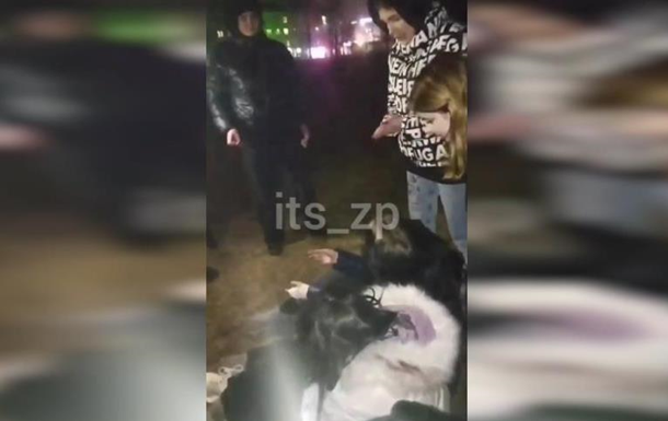 У Запоріжжі школярки з ревнощів побили ровесниць