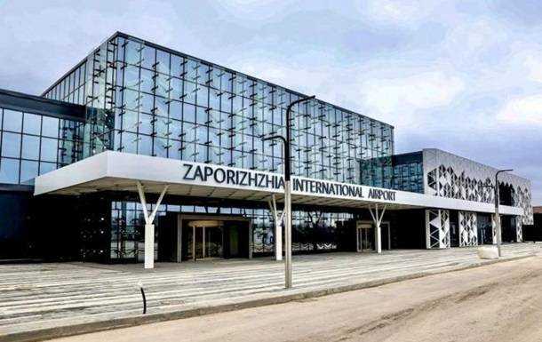 У Запоріжжі через негоду не зміг сісти літак із Туреччини