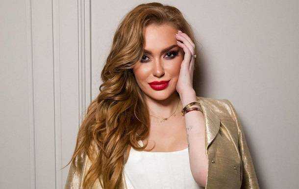 Слава Камінська потрапила під критику за фото з Ані Лорак
