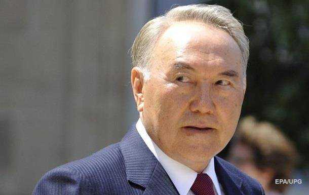 Прес-секретар розповів, де перебуває Назарбаєв