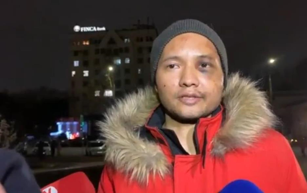 Музикант Рузахунов обмовив себе у Казахстані