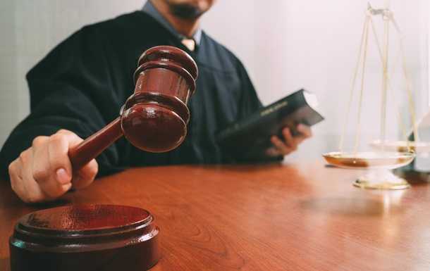 Під Одесою суд ухвалив вирок чоловікові, який розкопав могилу начальника