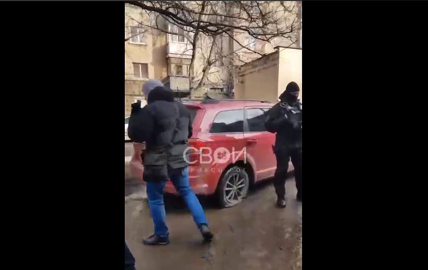 У Кривому Розі кур'єр та клієнт влаштували бійку