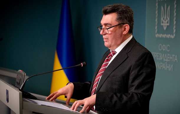 "Воюватимемо за своє": Данілов про загрозу вторгнення РФ в Україну
