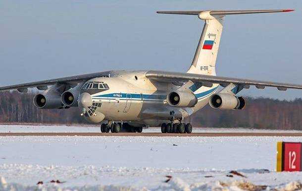 Російські Іл-76 з десантом здійснили посадку в Гомелі