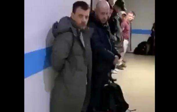 Син і онук Софії Ротару намагалися втекти з України
