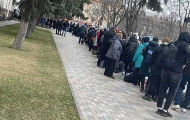 Військові РФ знову зірвали евакуацію з Маріуполя