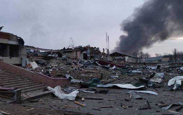 Обстріл Яворівського полігону: жертв уже 35