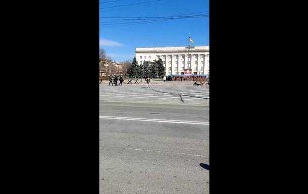 У Херсоні на мітингу окупанти відкрили вогонь