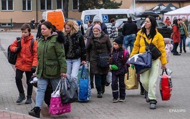Японія прийме українських біженців, які зараз перебувають у Польщі
