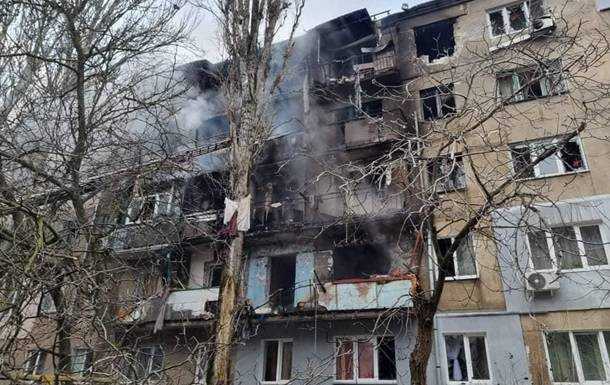 Окупанти обстріляли Миколаїв касетними снарядами