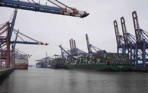 Морські води РФ оголошені "військовою зоною" - Reuters