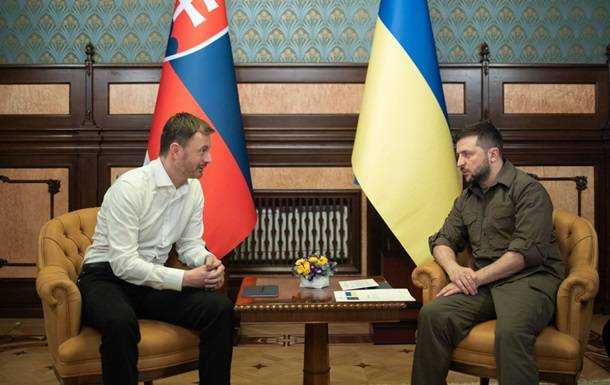 Зеленський подякував прем'єру Словаччини за військову допомогу