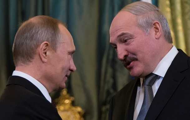 Путін зустрівся з Лукашенком: обговорюють Україну