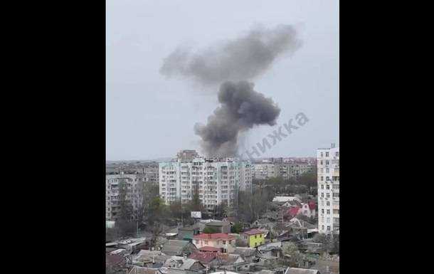 В Одесі ракети рознесли будинок та цвинтар