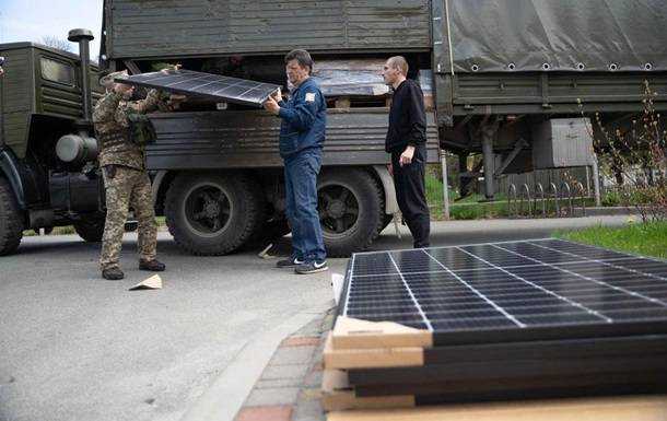 Маск передав Україні системи зберігання енергії Tesla Powerwall