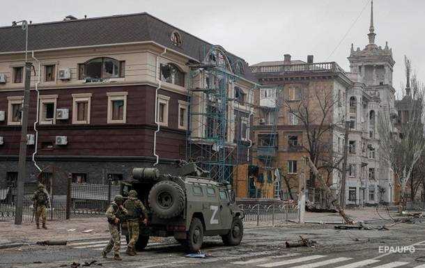 Окупанти готують парад у зруйнованому Маріуполі - розвідка