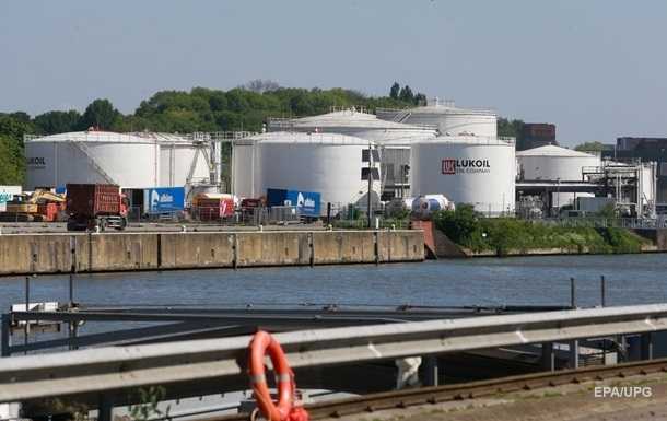 Нафтогазові доходи Росії стрімко падають