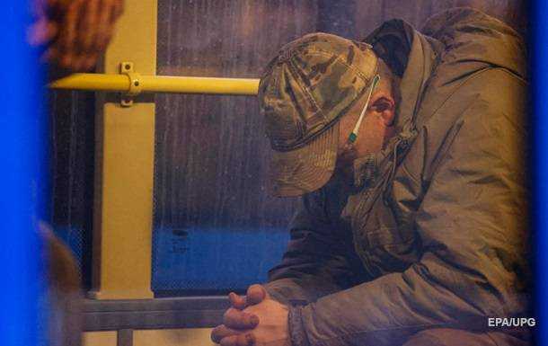 Київ підтримує зв'язок із азовцями - міністр