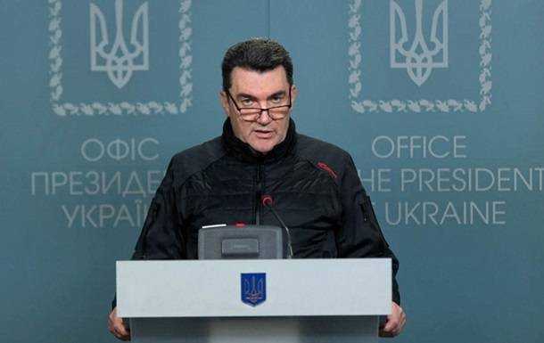 Данілов чекає факти від Європолу з "вивезення зброї"