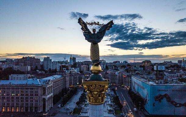 У Києві пара на балконі під час повітряної тривоги зайнялася сексом