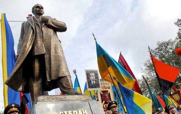 Пам'ятник Бандері у Львові хотіли обстріляти ракетами - СБУ