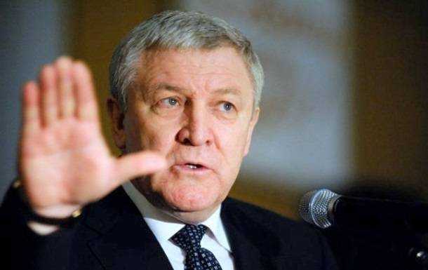 Харківські угоди: висунули підозру екс-міністру оборони Єжелю