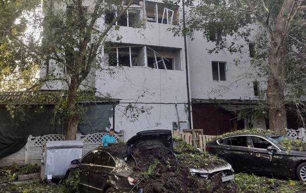 Ворог випустив по Харкову п'ять ракет, є жертва