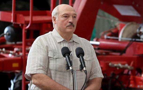 Лукашенко привітав Україну із Днем Незалежності