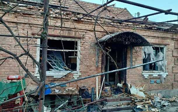 Окупанти з Градів та Ураганів обстріляли два райони Дніпропетровщини
