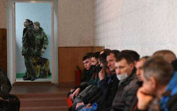 Російськи адвокати, які допомагають ухилянтам, нестимуть відповідальність