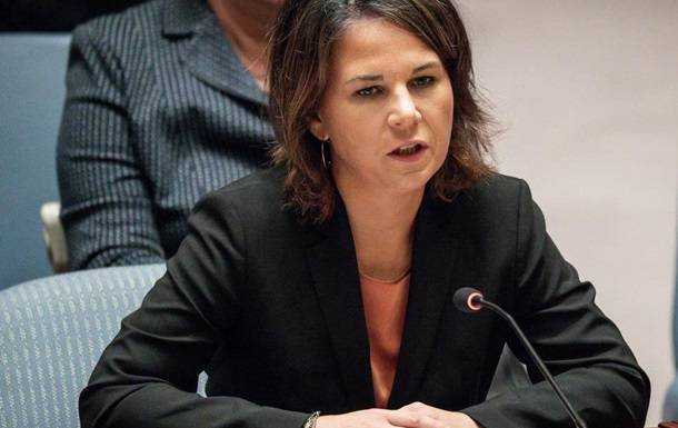 Бербок заявила: Німеччина серйозно сприймає ядерні погрози від РФ