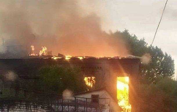 У Курській області після "прильотів" спалахнули заводи