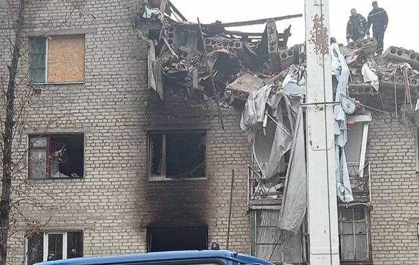 У Святогірську знайшли тіло жінки, яке пролежало під завалами місяць