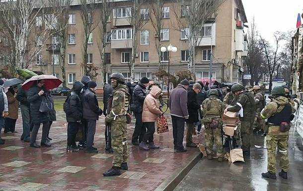 РФ завозить до Мелітополя військову техніку та солдатів - мер