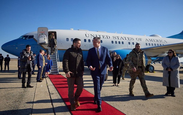 Зеленский начал свой визит в США