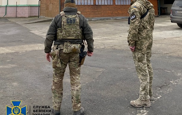 СБУ обнаружила в епархиях УПЦ МП агитационные листовки Медведчука
