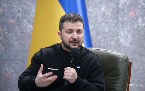 Зеленский ввел в действие новые санкции СНБО против россиян в трех сферах