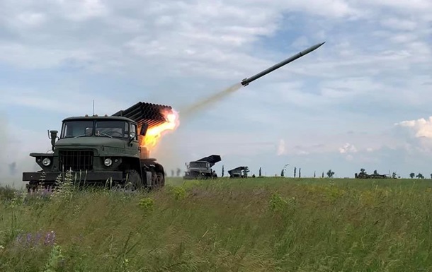 ВСУ отразили 15 атак на трех направлениях - Генштаб