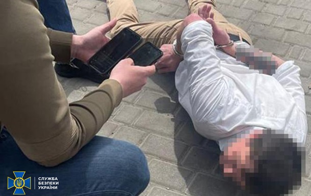 СБУ задержала агентов ФСБ, шпионивших за "центрами принятия решений"