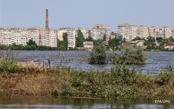 В Херсоне и Николаеве снижается уровень воды