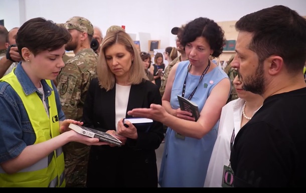 Зеленские побывали на Книжном Арсенале