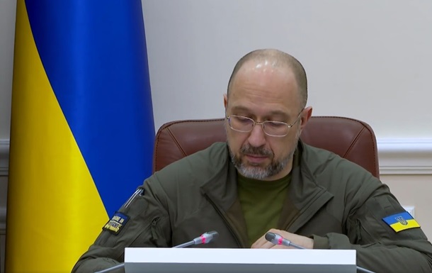 Шмыгаль упрекнул власти на местах в промедлении с программой єВідновлення