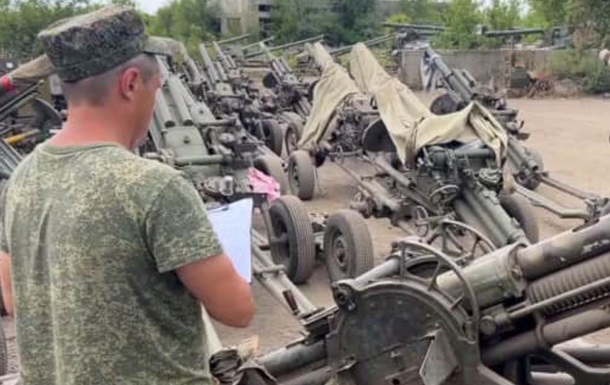 В МО РФ заявили, что "вагнеровцы" сдали вооружение